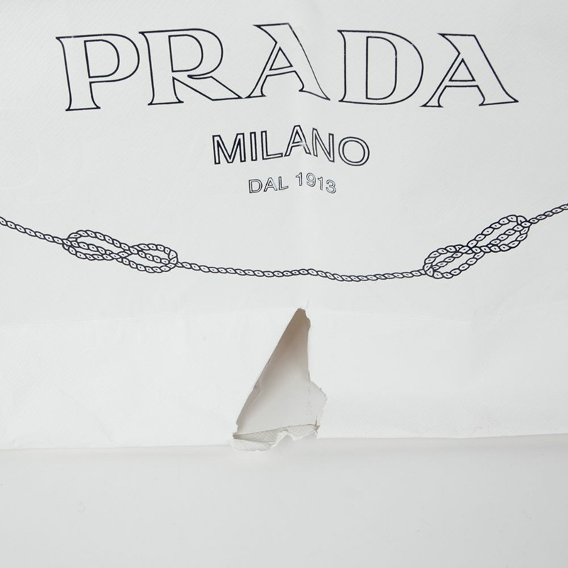 PRADA 三角形壓花標誌托特單肩包 1BA332-1