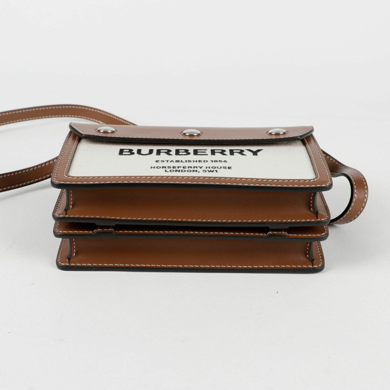 BURBERRY Hospery Title 口袋肩斜背包 8014611-7