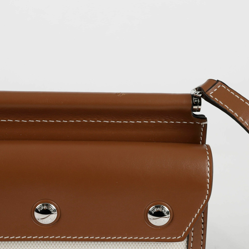 【包稅】BURBERRY 8014611 Hosperi Title Pocket 肩斜背包-5