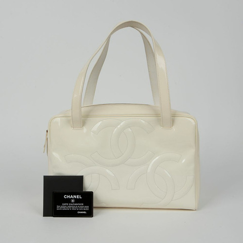CHANEL A27120 三重 CC 標誌保齡球手提包