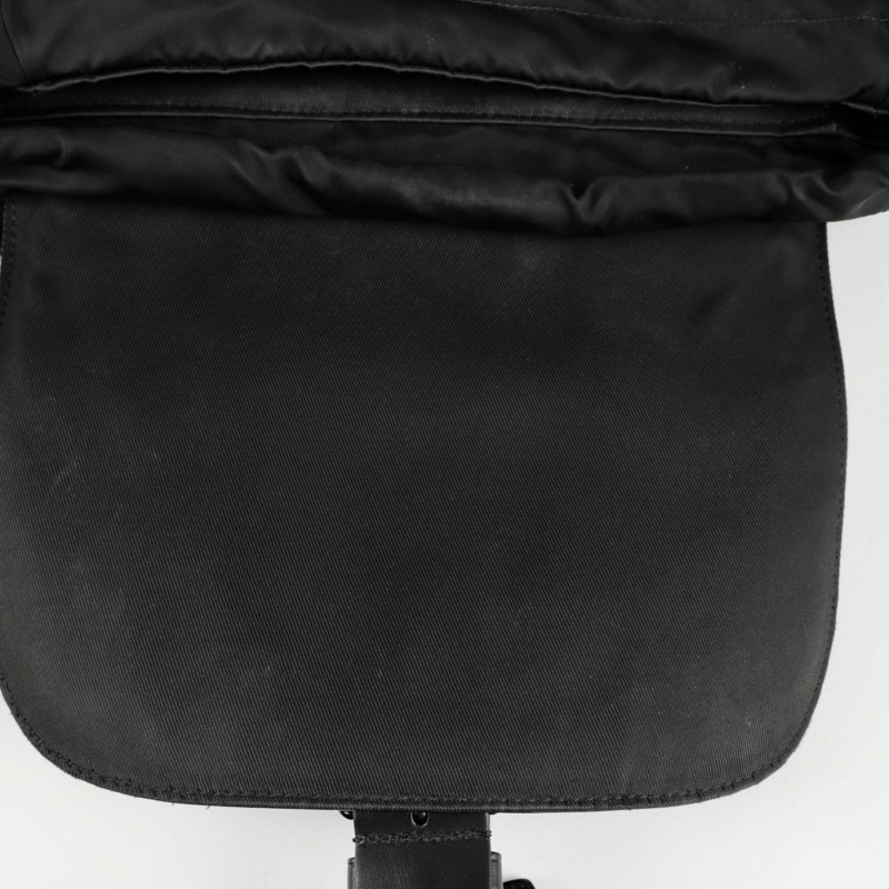 LOUIS VUITTON M45913 Soumire背包-12