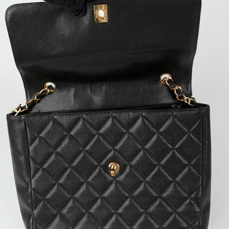 CHANEL Caviar Skin CC Logo 翻蓋鏈條單肩斜背包-10