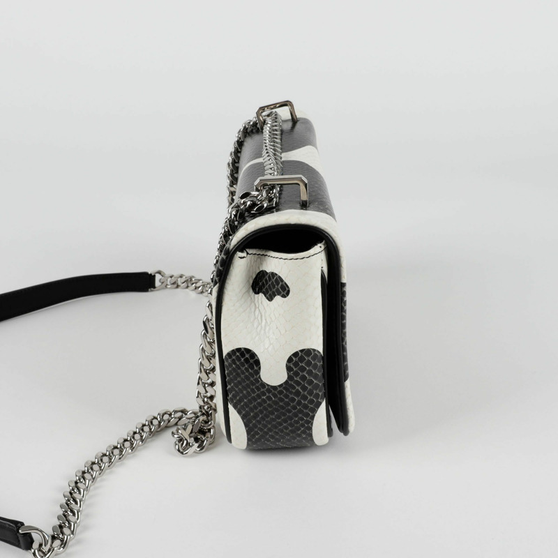 BURBERRY Rolla 小號肩背包 8054532-6