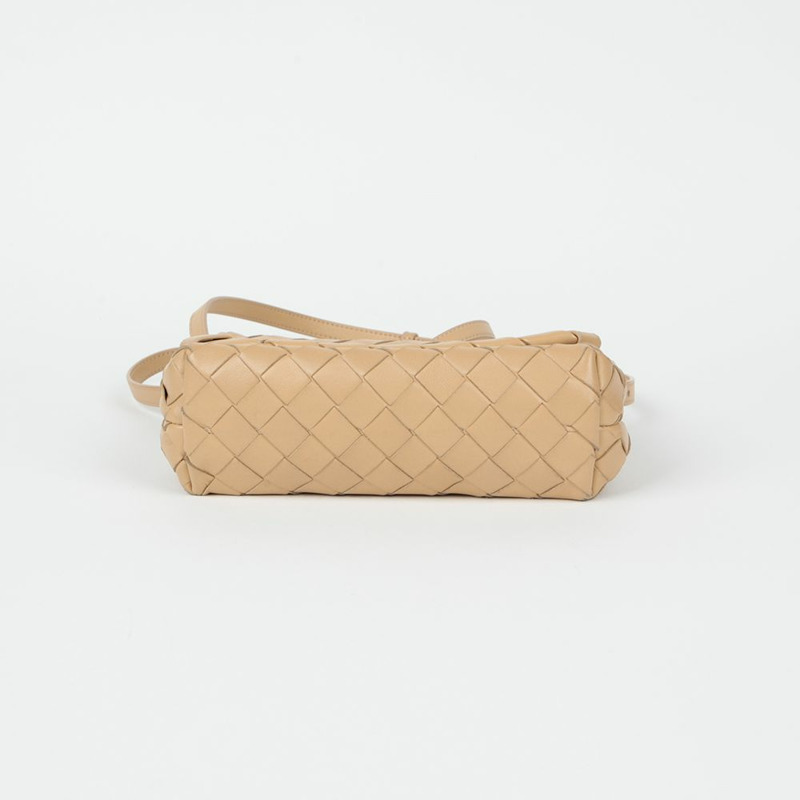 BOTTEGA VENETA 609412 翻蓋迷你肩斜背包-4