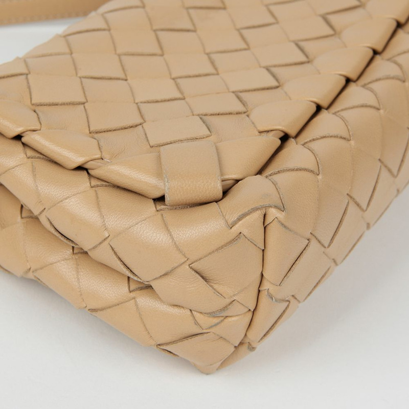 BOTTEGA VENETA 609412 翻蓋迷你肩斜背包-6