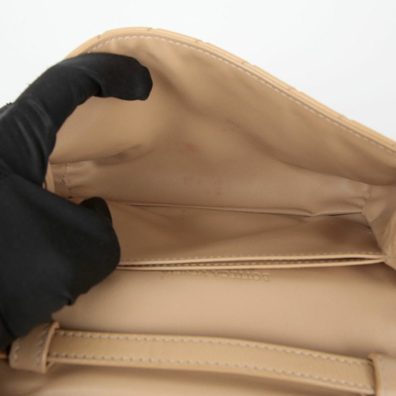 BOTTEGA VENETA 609412 翻蓋迷你肩斜背包-9
