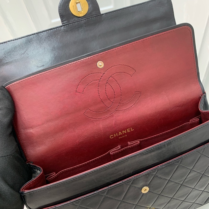 95新 CHANEL 黑金貝嫂鏈條包-8