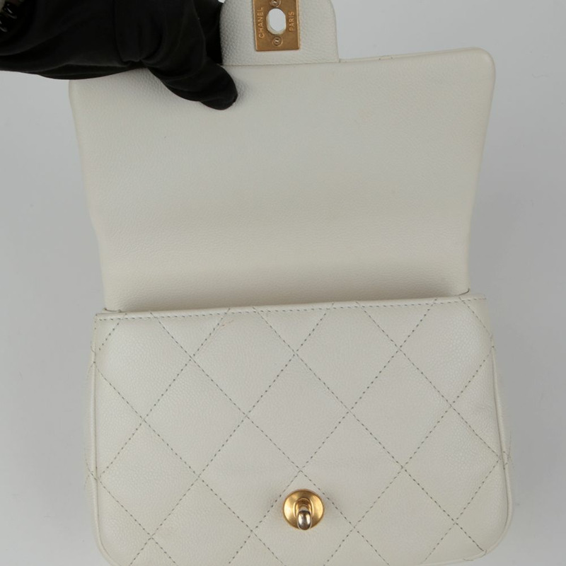 CHANEL AS3829 Caviar Classic 全新迷你心型球肩斜背包-10