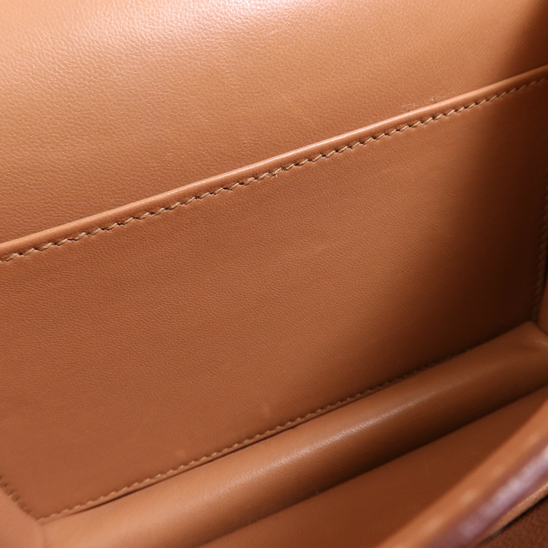 HERMES Chevre皮革Constance Mini金扣肩背袋Almond-16