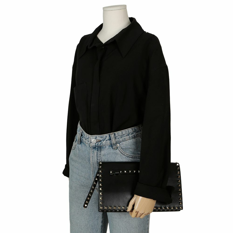 VALENTINO 2B0399 Rockstud 肩帶手拿包-12