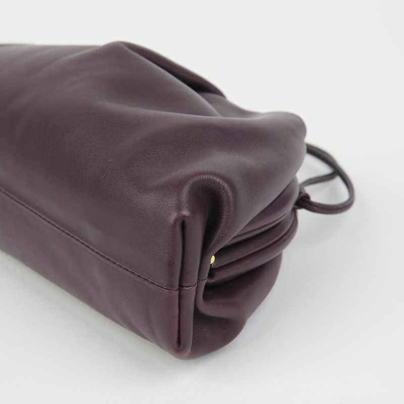 BOTTEGA VENETA 迷你斜背包 585852-6