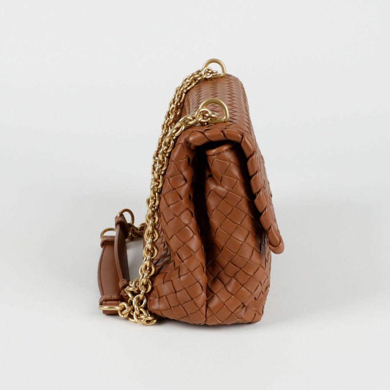 【包稅】BOTTEGA VENETA Olimpia 小號肩斜背包 386498-4