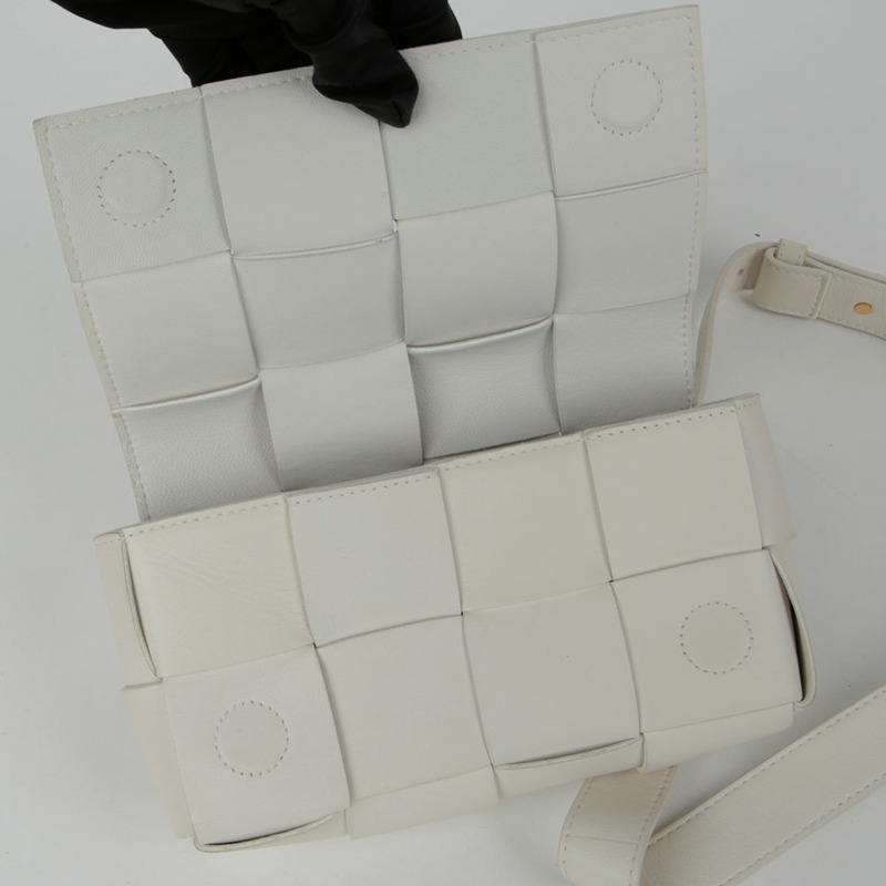 BOTTEGA VENETA 668572 卡式腰包-9