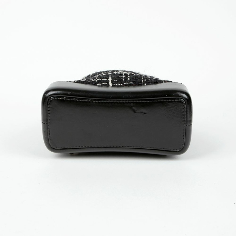 CHANEL Gabrielle 小號背包 A94485-7