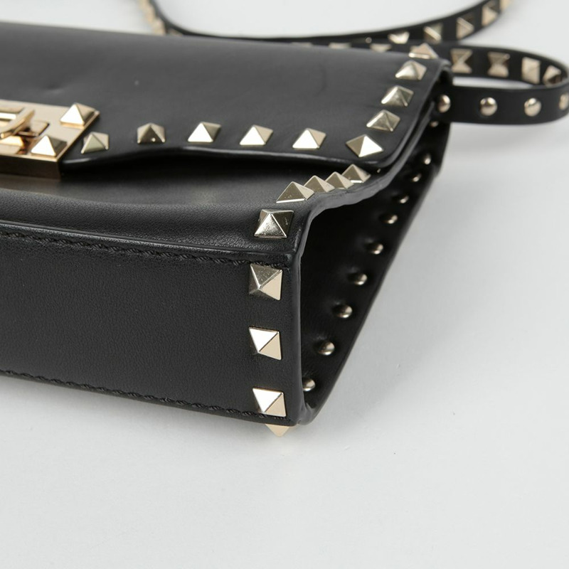 VALENTINO 2B0181 Rockstud 翻蓋肩斜背包-6