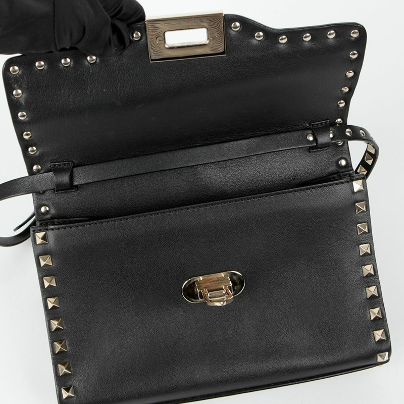 VALENTINO 2B0181 Rockstud 翻蓋肩斜背包-8