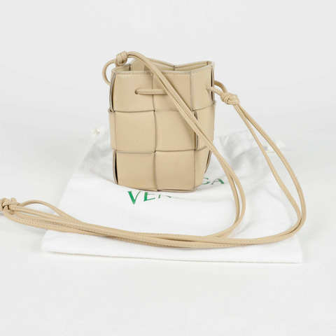 BOTTEGA VENETA Cassette 迷你水桶單肩斜背包 680217