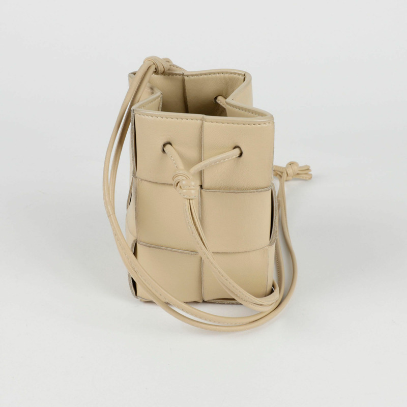 BOTTEGA VENETA Cassette 迷你水桶單肩斜背包 680217-3