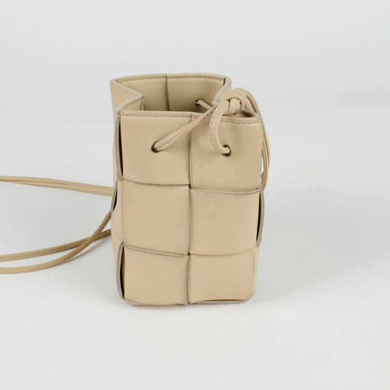 BOTTEGA VENETA Cassette 迷你水桶單肩斜背包 680217-5