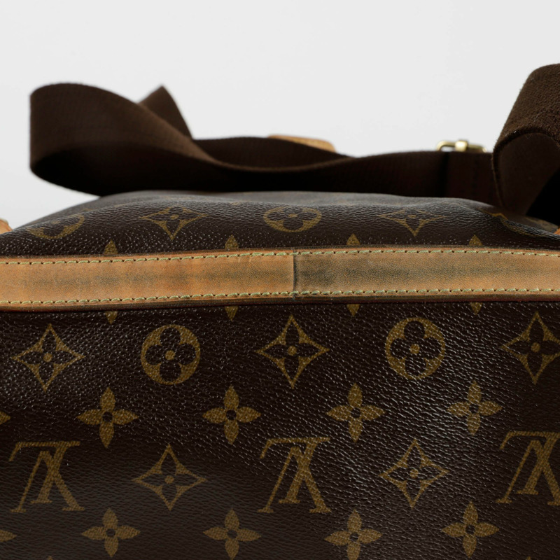 LOUIS VUITTON M40107 博斯波背包-11