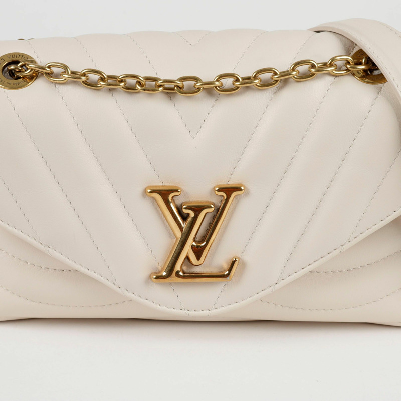 LOUIS VUITTON M58549 New Wave 鏈條單肩斜背包-1