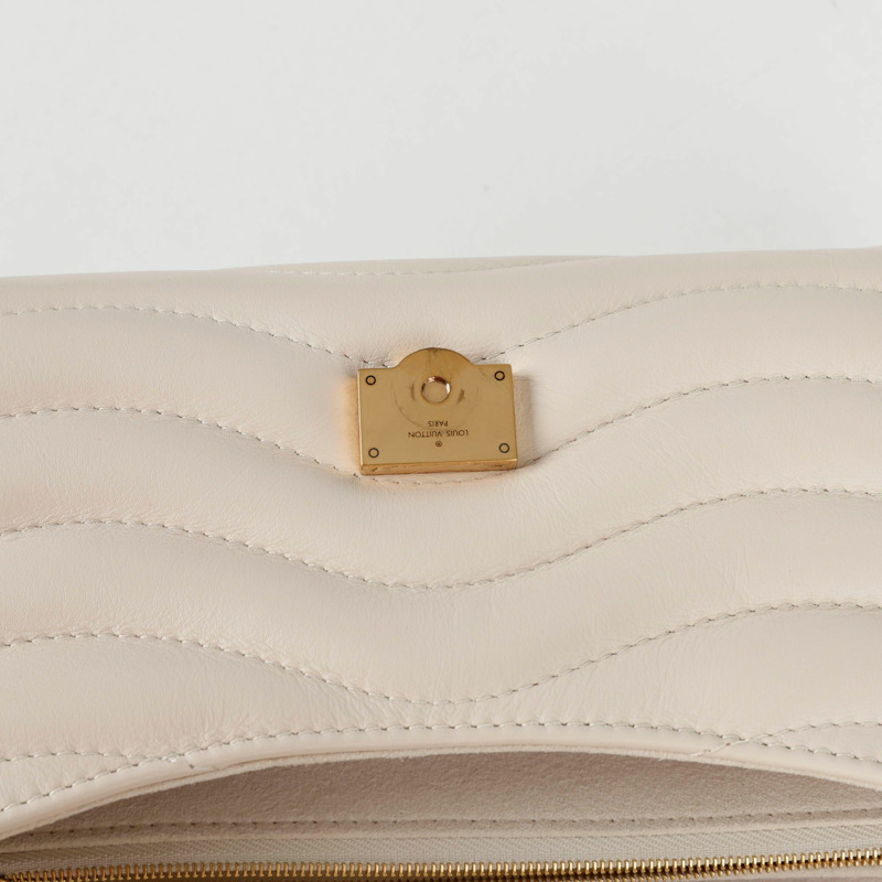 LOUIS VUITTON M58549 New Wave 鏈條單肩斜背包-12