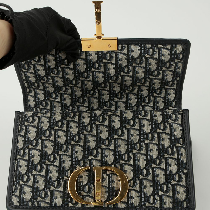 DIOR M9208UTZQ 30 Montaine 鏈條單肩斜背包-9