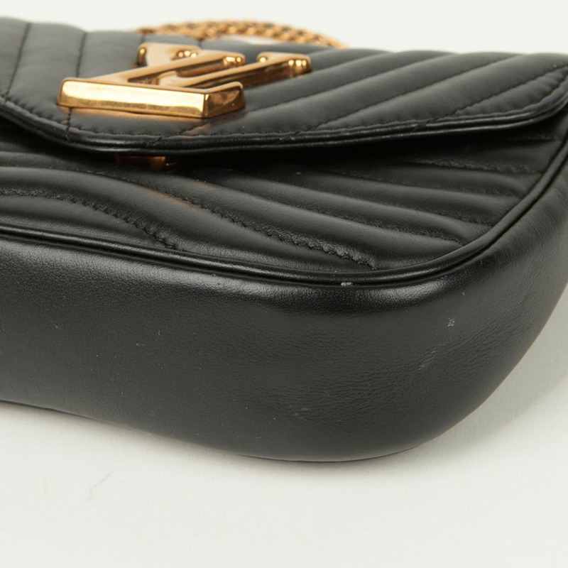 LOUIS VUITTON M56461 New Wave 多口袋肩斜背包-6
