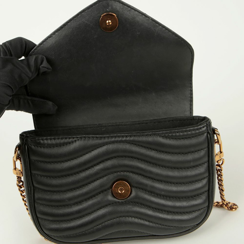 LOUIS VUITTON M56461 New Wave 多口袋肩斜背包-9