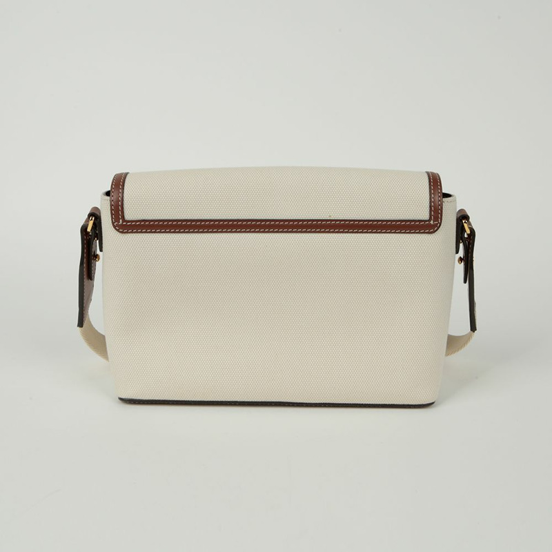 BURBERRY Hospery Note 肩斜背包 8030249-3