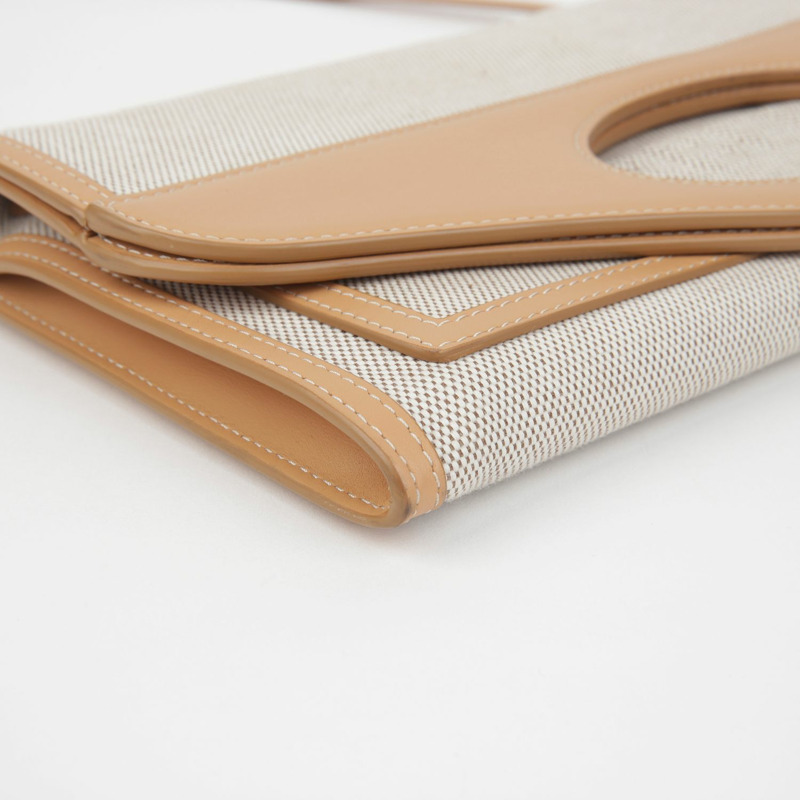 【包稅】BURBERRY Pocket Small Clutch Shoulder Bag 8041254-5