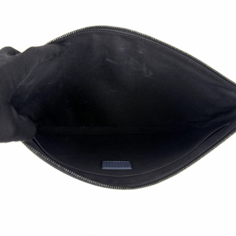 LOUIS VUITTON M80425 Discovery Pouch GM 手拿包-7