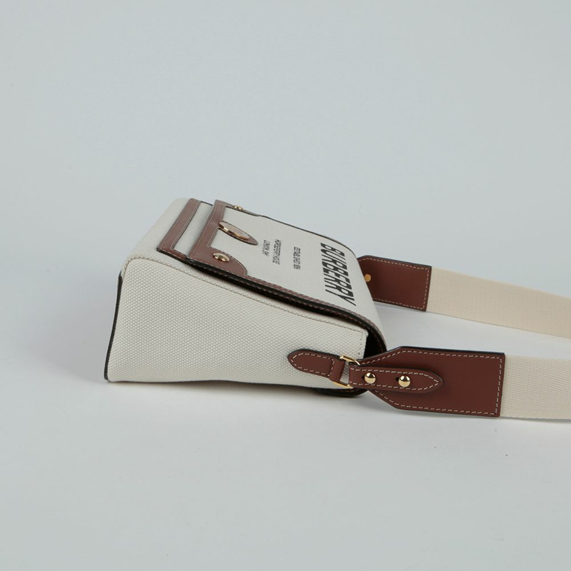 BURBERRY Hosperi Note 單肩斜背包 8030249-4