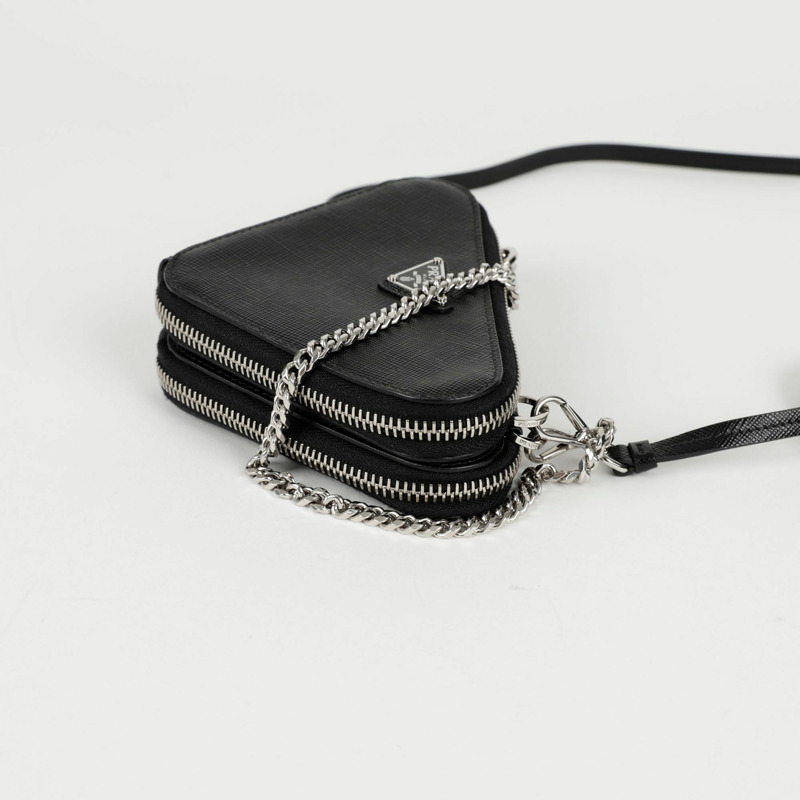 PRADA 三角形迷你斜背包 1NR015-6