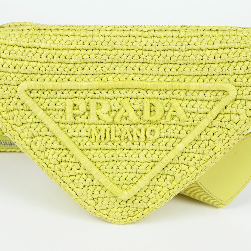 PRADA 拉菲草三角形單肩斜背包 1BH190-2