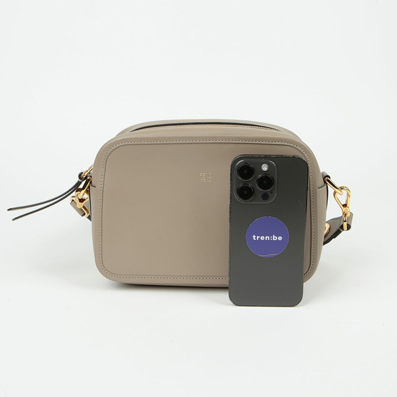 FENDI 8BT287 相機肩斜背包-9