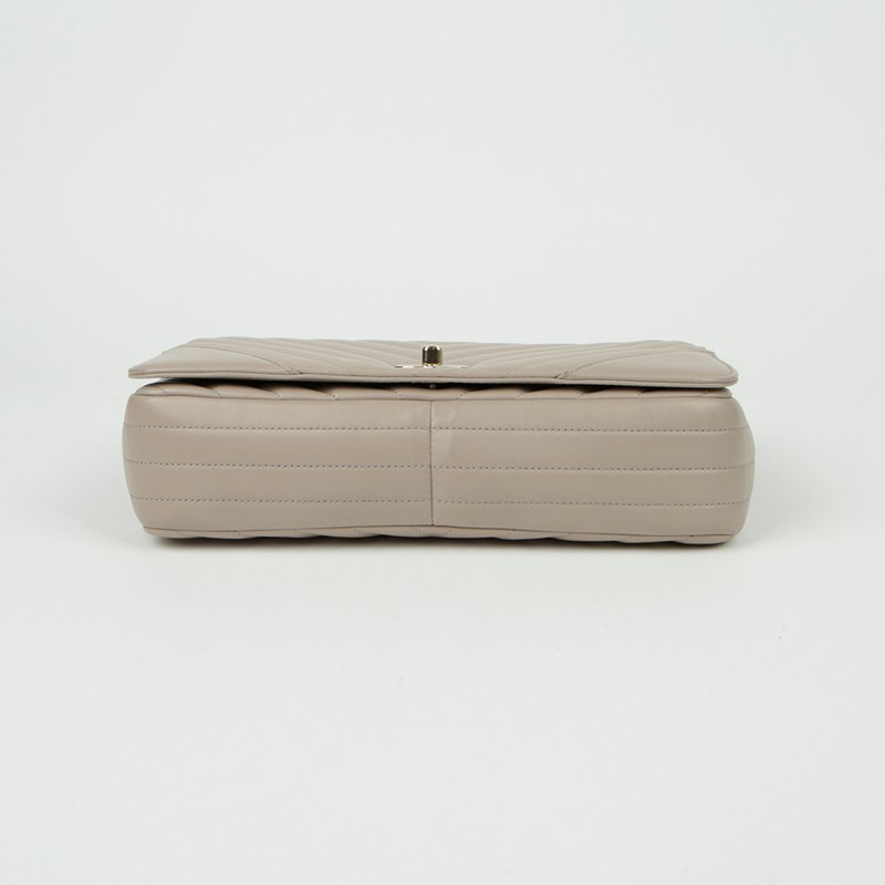 【包稅】CHANEL A91588 人字紋中翻蓋單肩斜背包-6