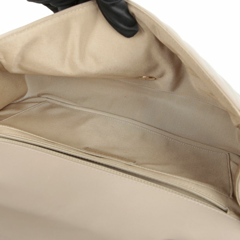 【包稅】CHANEL A91588 人字紋中翻蓋單肩斜背包-11