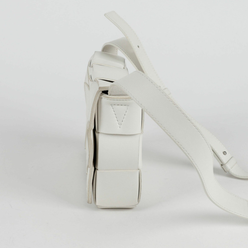 BOTTEGA VENETA Cassette 單肩斜背包 578004-2