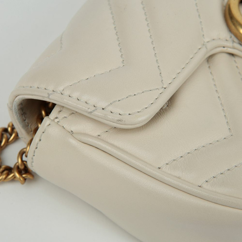 GUCCI GG Marmont 超迷你鏈條斜背包 476433-7