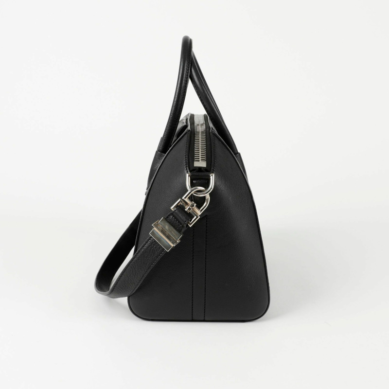 GIVENCHY Antigona 小號托特單肩包 BB05102012-2