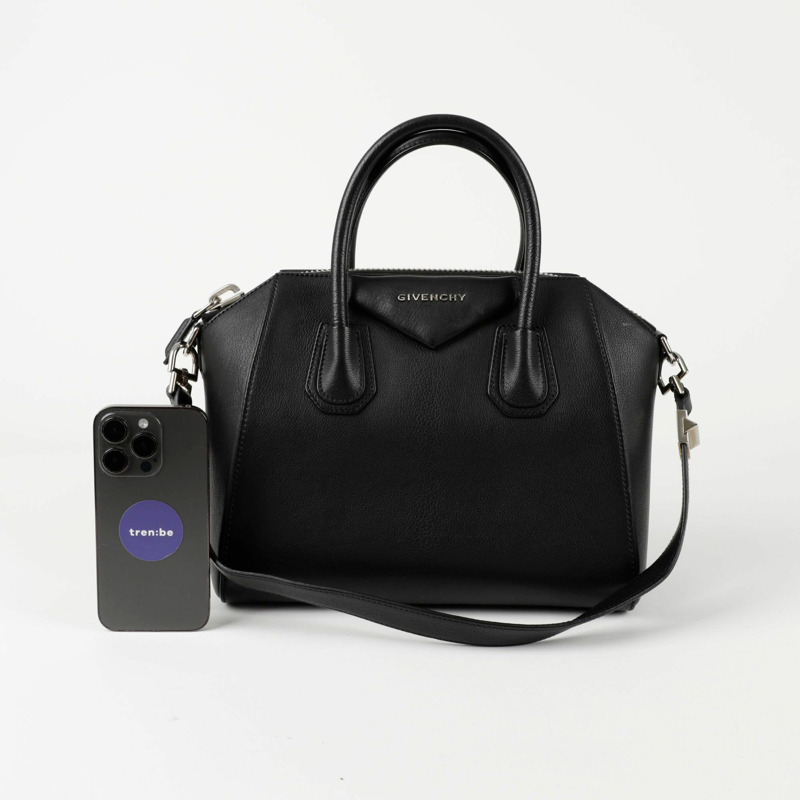 GIVENCHY Antigona 小號托特單肩包 BB05102012-9