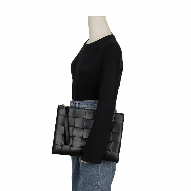 BOTTEGA VENETA 大號磁帶袋 649616-6