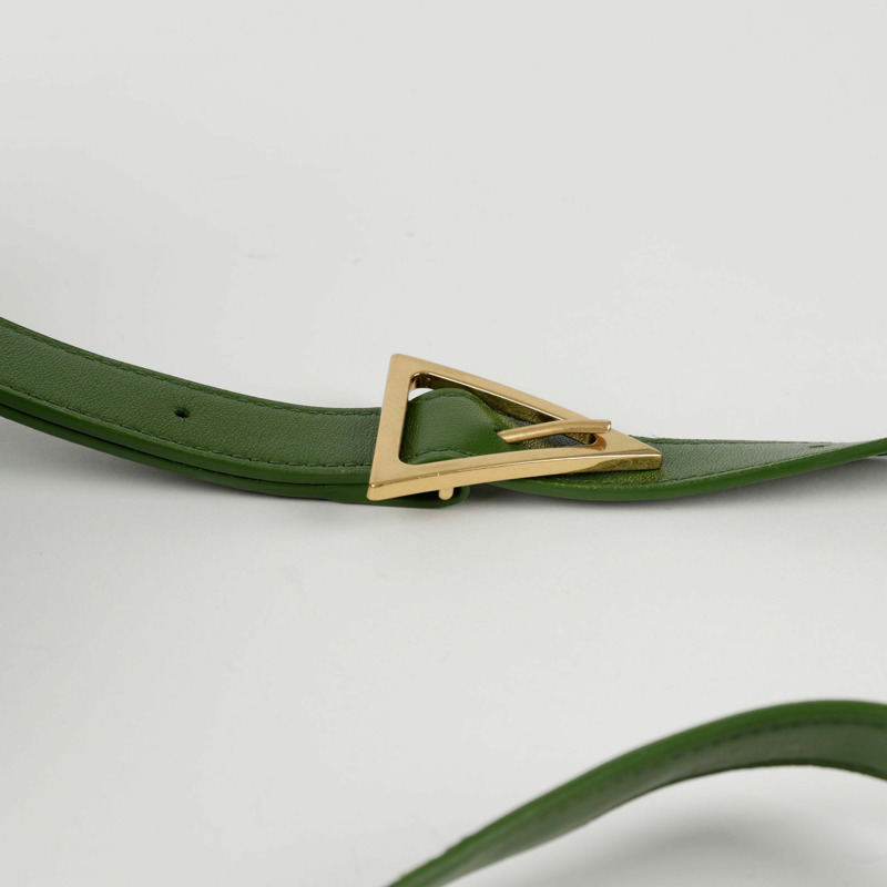 【包稅】BOTTEGA VENETA 717506 帶襯墊卡帶小號單肩斜挎包-3