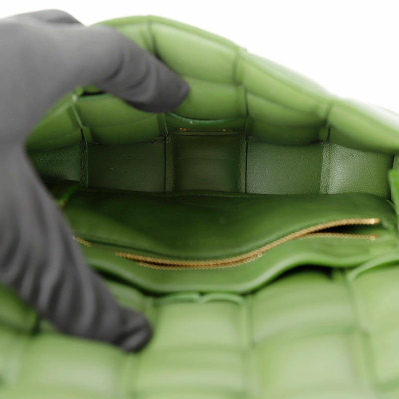 【包稅】BOTTEGA VENETA 717506 帶襯墊卡帶小號單肩斜挎包-10