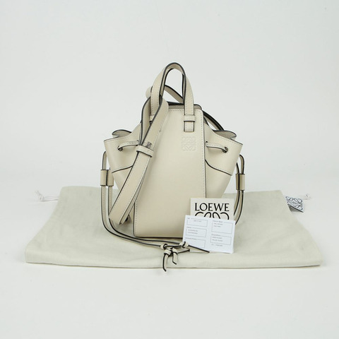 LOEWE 329 77 V07 迷你吊床抽繩托特單肩包