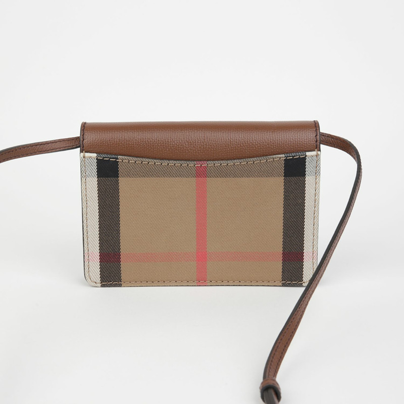 BURBERRY Hampshire WOC 肩斜背包 8046321-2