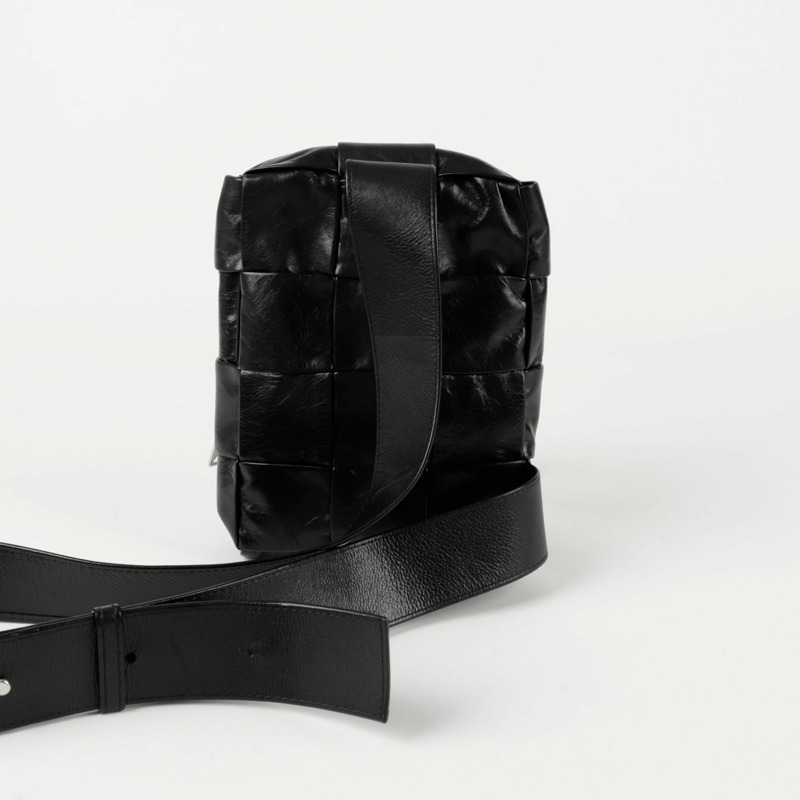 BOTTEGA VENETA 701366 Cassette 迷你露跟斜背包-3