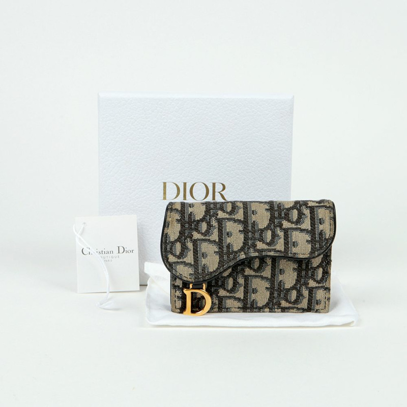 DIOR 斜角馬鞍形翻蓋卡夾 S5611CTZQ-0