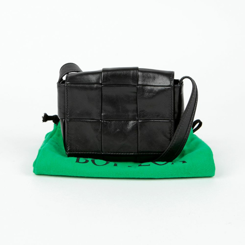 BOTTEGA VENETA Intrecciato Candy Cassette 迷你斜背包 667048-0